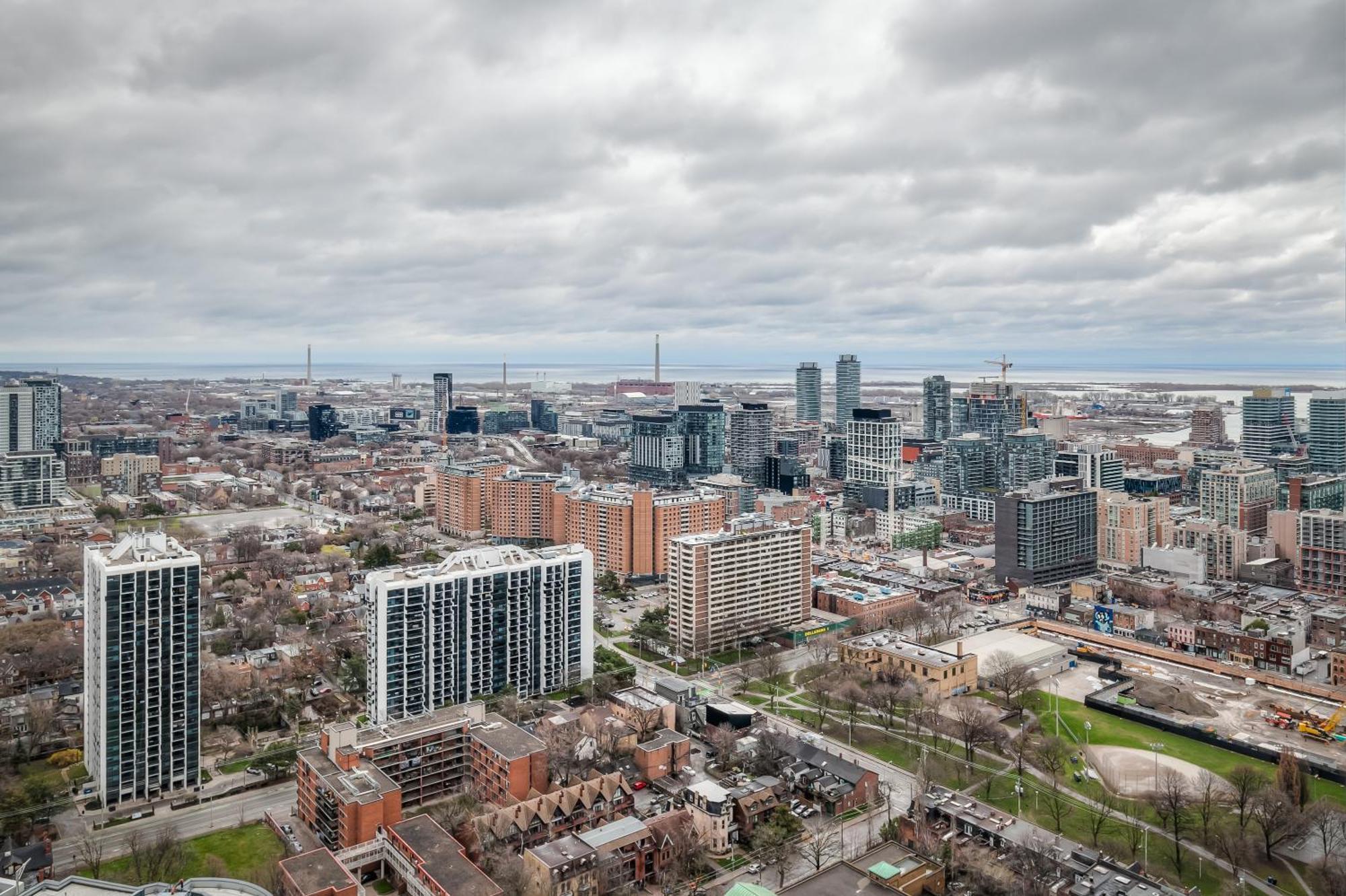 Panorama Suites Downtown Toronto Esterno foto